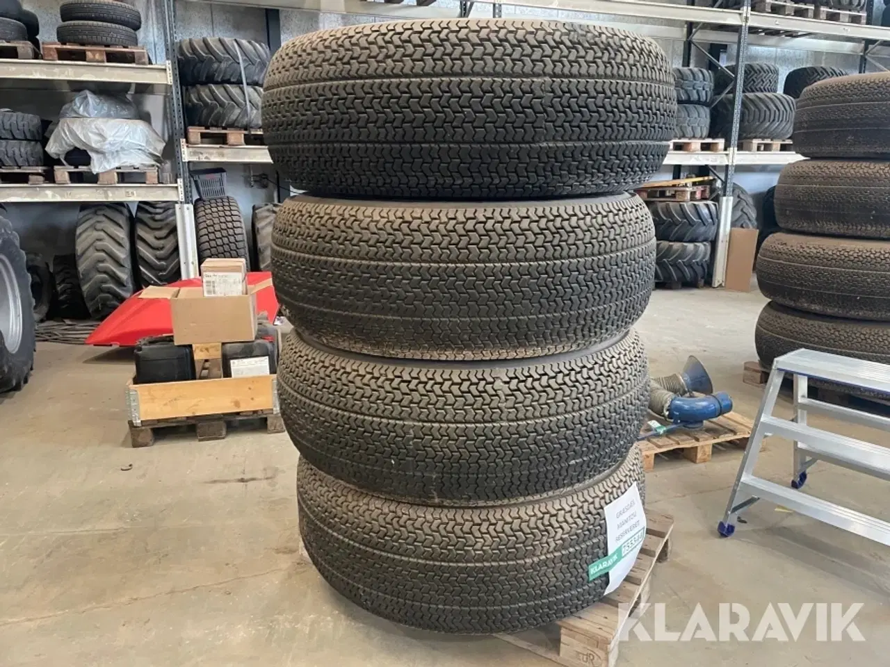 Billede 3 - Græs dæk til Manitou 440/80-24 4 styk