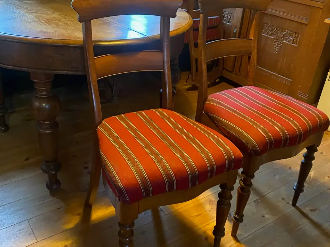 Billede 2 - Divesre møbler og anhænger til gratis afhentning