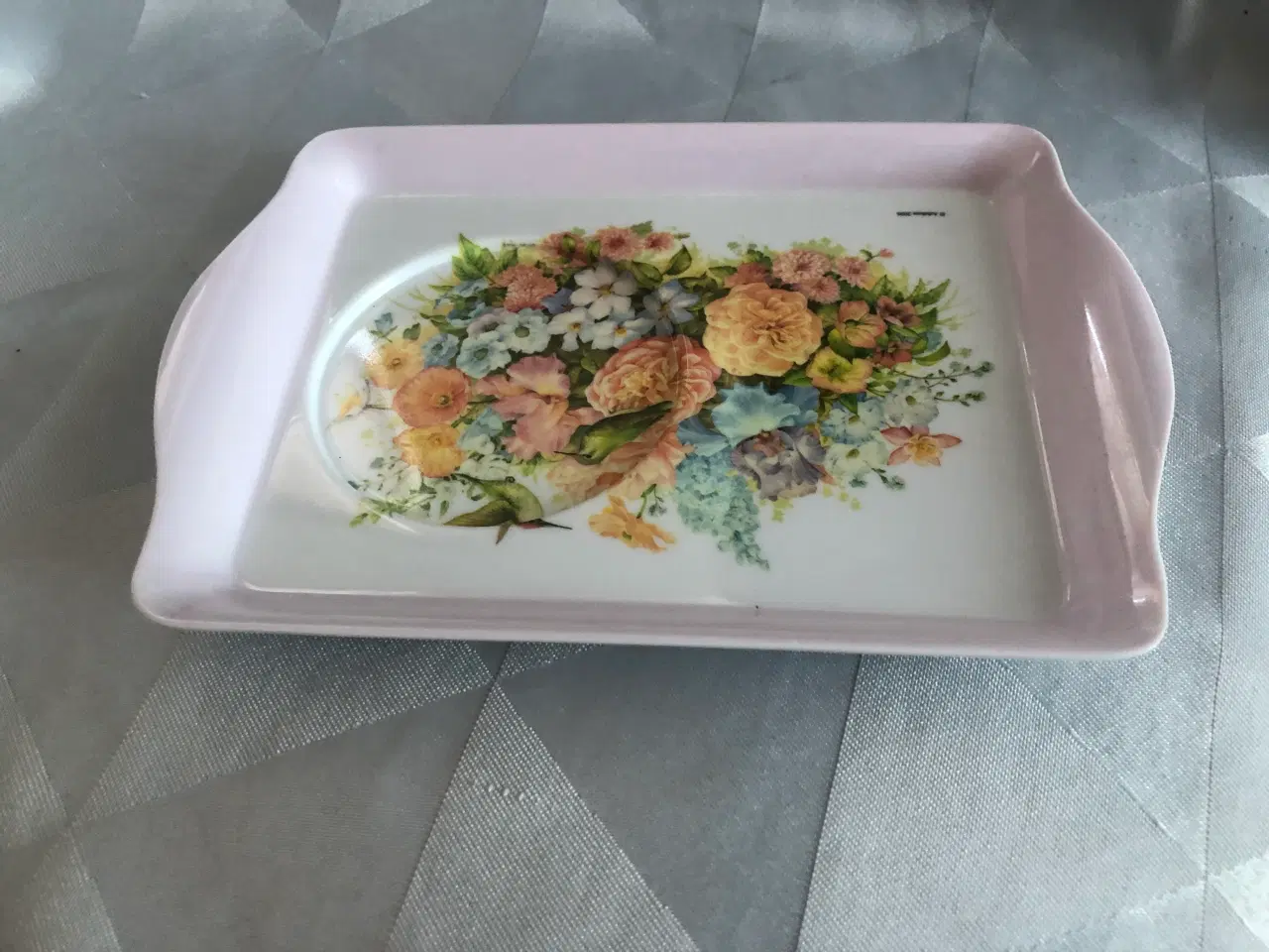Billede 8 - Australsk lille bakke fra 2006 - design af Ashdene