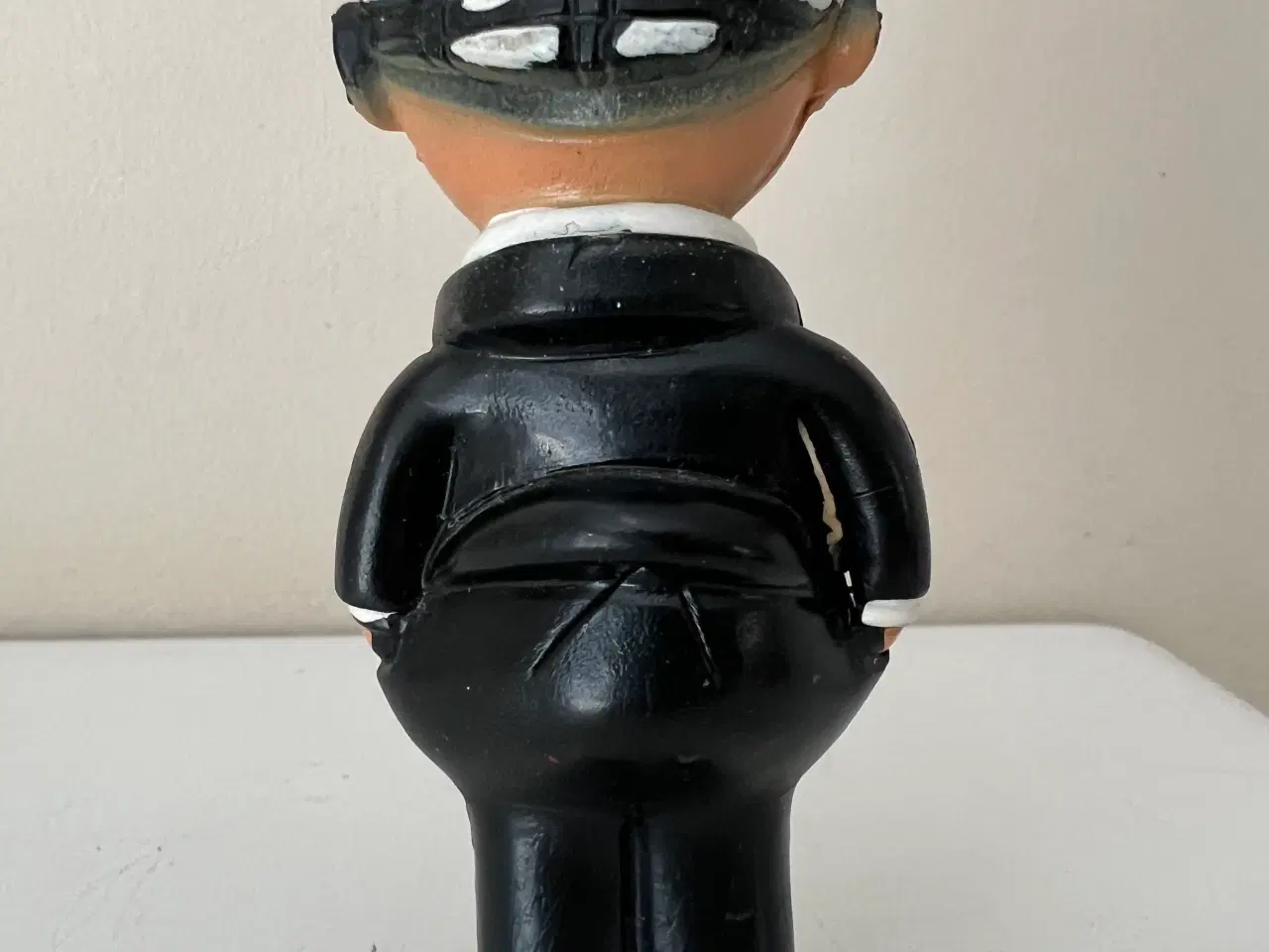 Billede 3 - Retro kasket Karl figur fra 70’erne 
