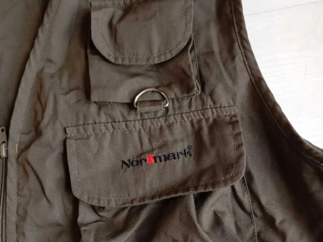 Billede 7 - Fiskevest Normark. Med mange lommer. 