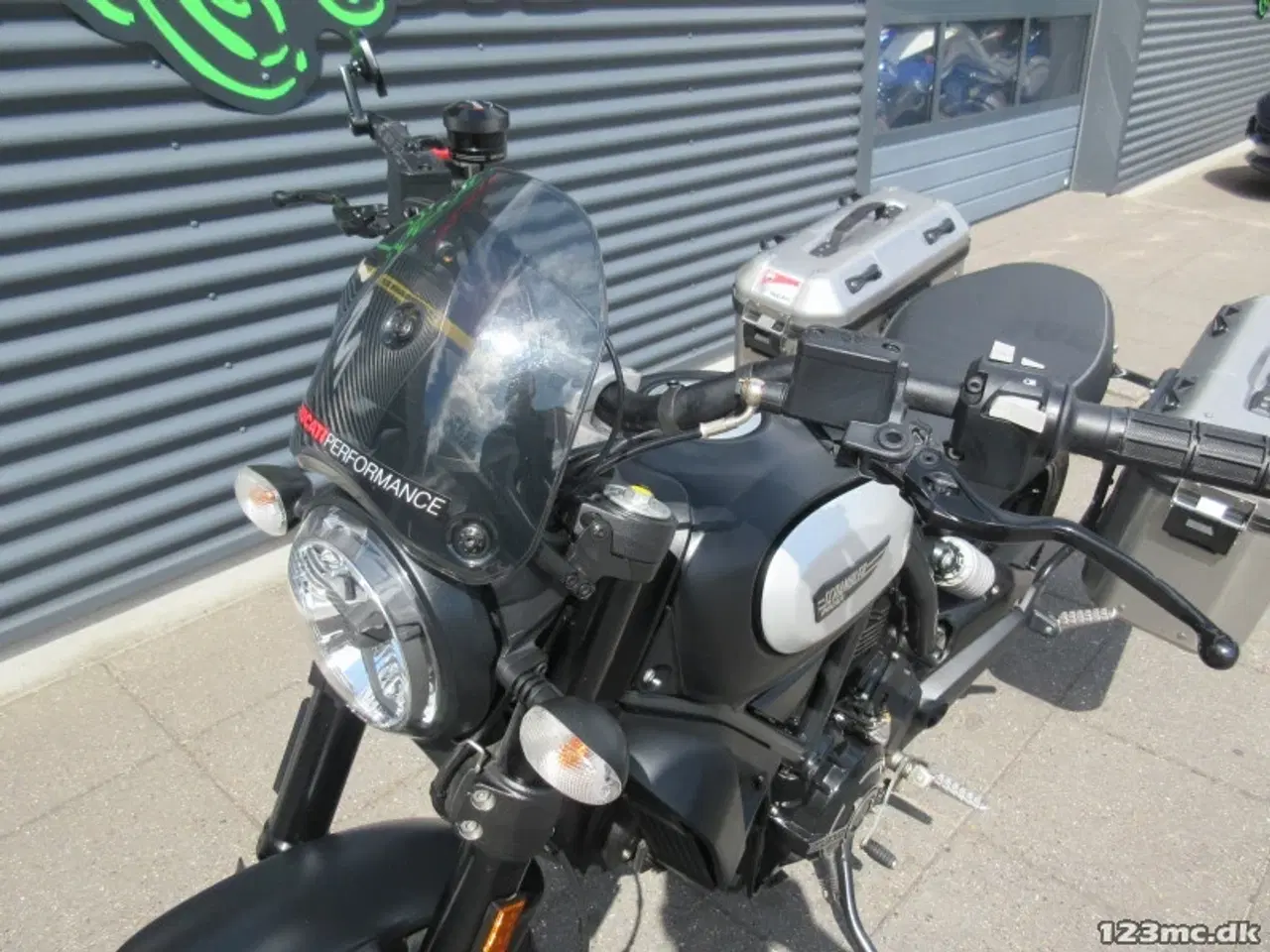 Billede 19 - Ducati Scrambler Icon Dark MC-SYD       BYTTER GERNE