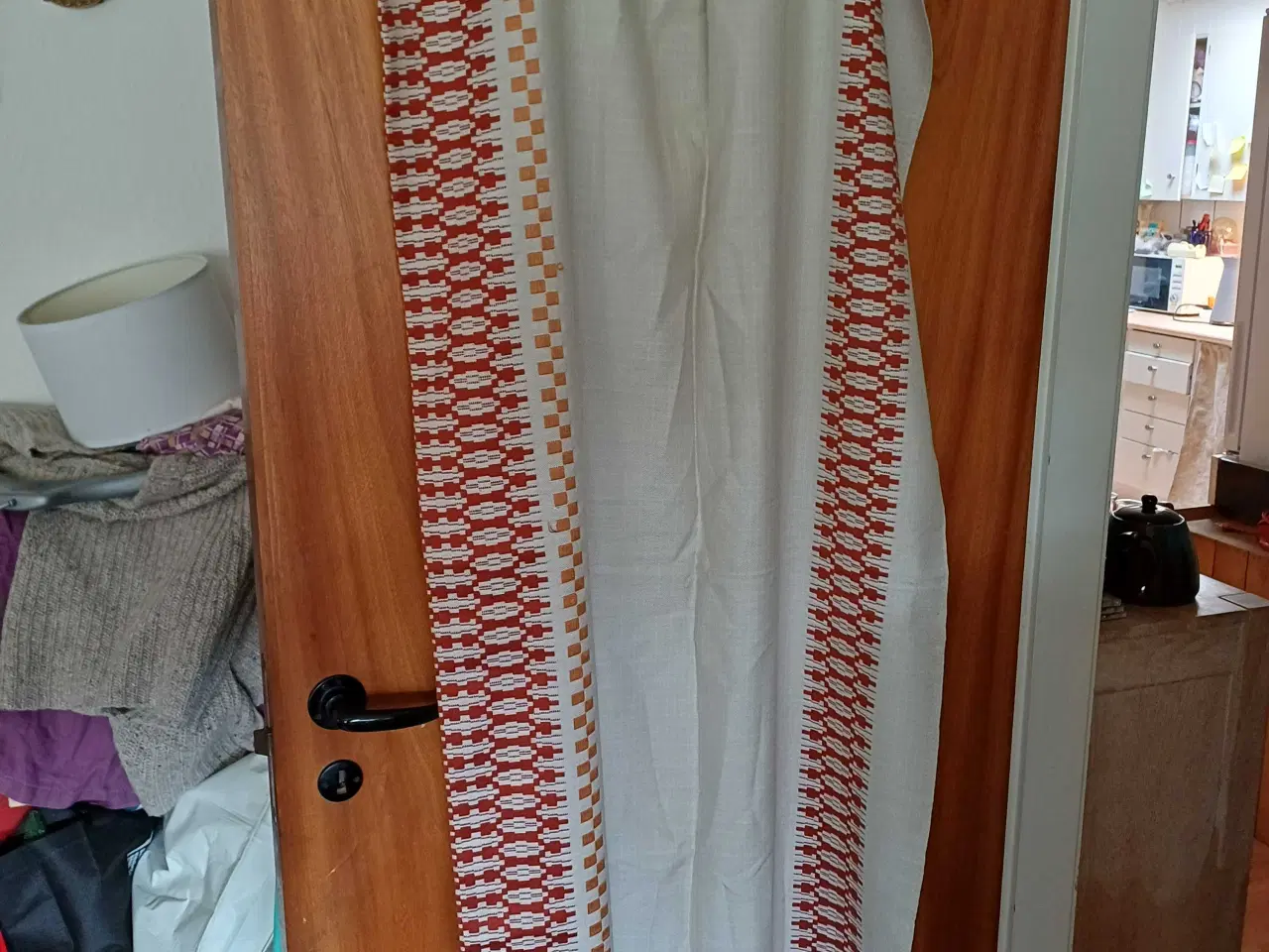 Billede 1 - Beige farvet dug 