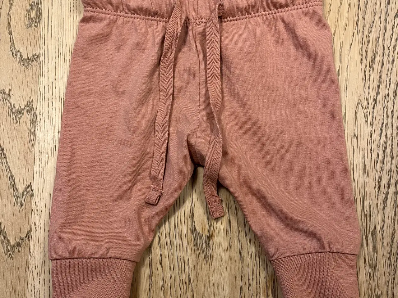 Billede 3 - Bukser og bluse