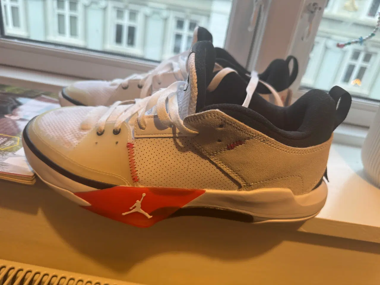 Billede 1 - Air Jorden size 44/45