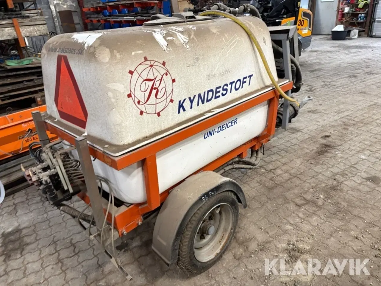 Billede 3 - Saltspreder Kyndestoft Uni-deicer