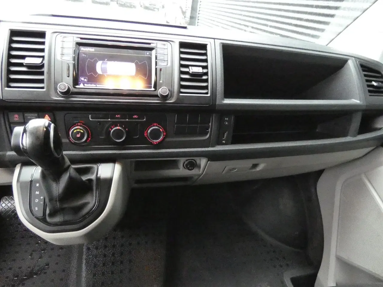 Billede 11 - VW Transporter Lang 2,0 TDI BMT DSG 150HK Van 7g Aut.