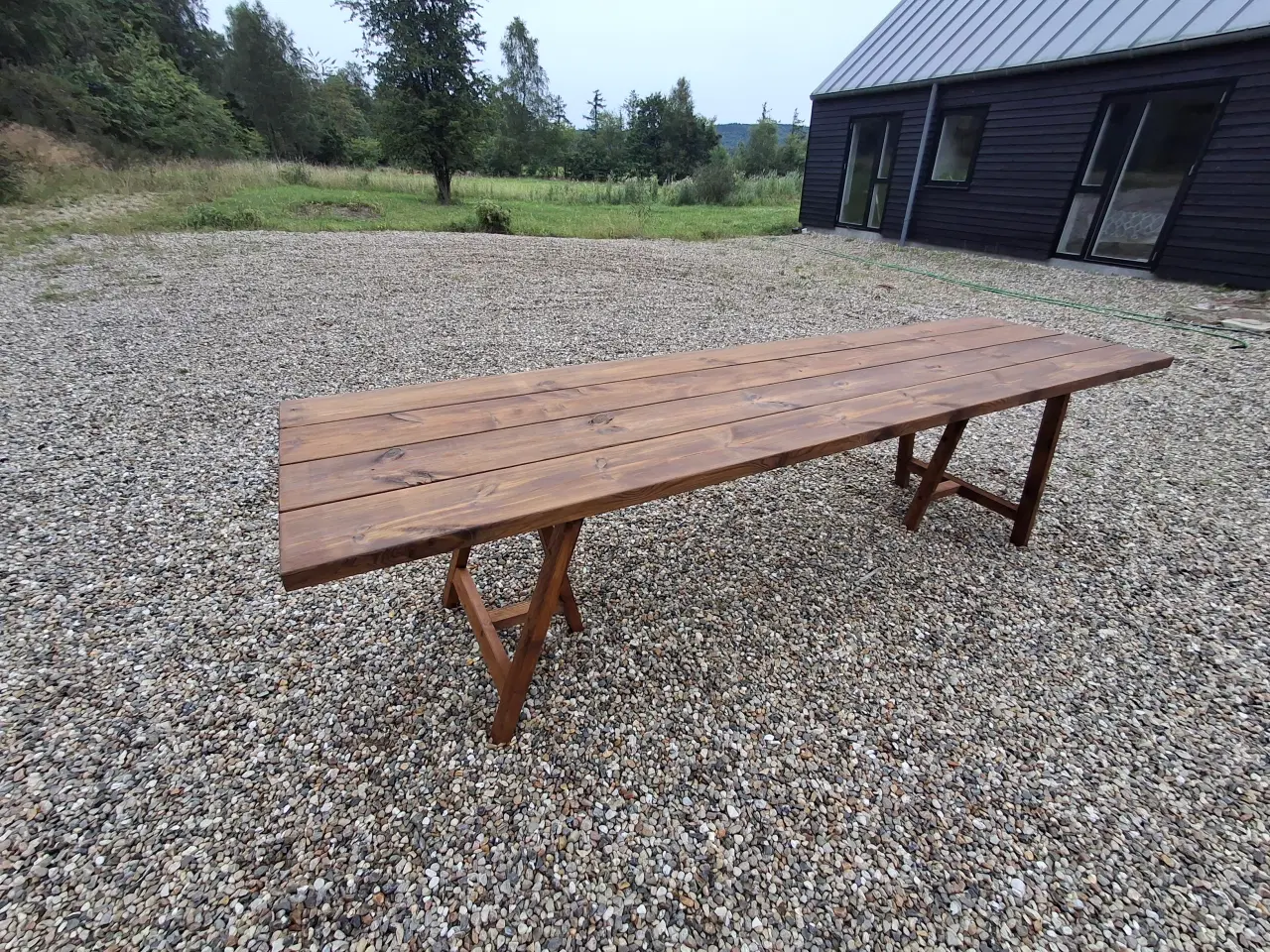 Billede 4 - Havebord, plankebord til udendørs brug.