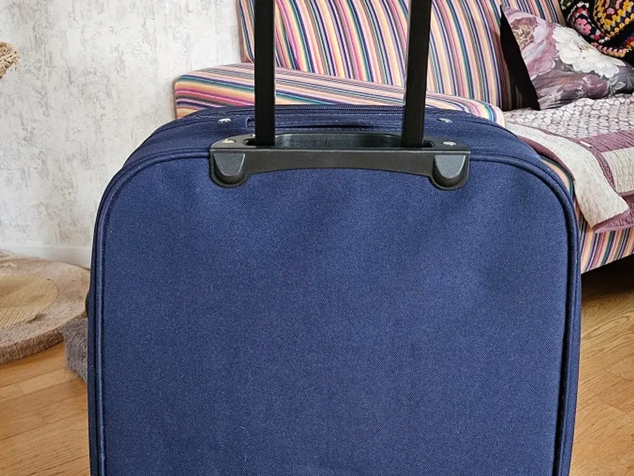 Billede 5 - Ny kuffert, mrk. Travel