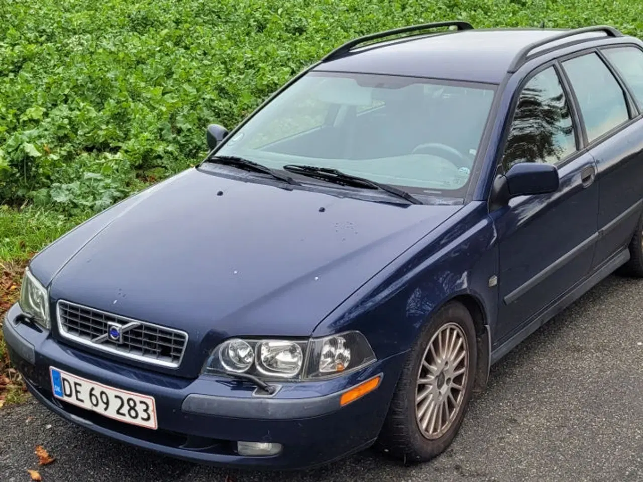 Billede 2 - Volvo V40 1.8i benzin'er stationcar med plader