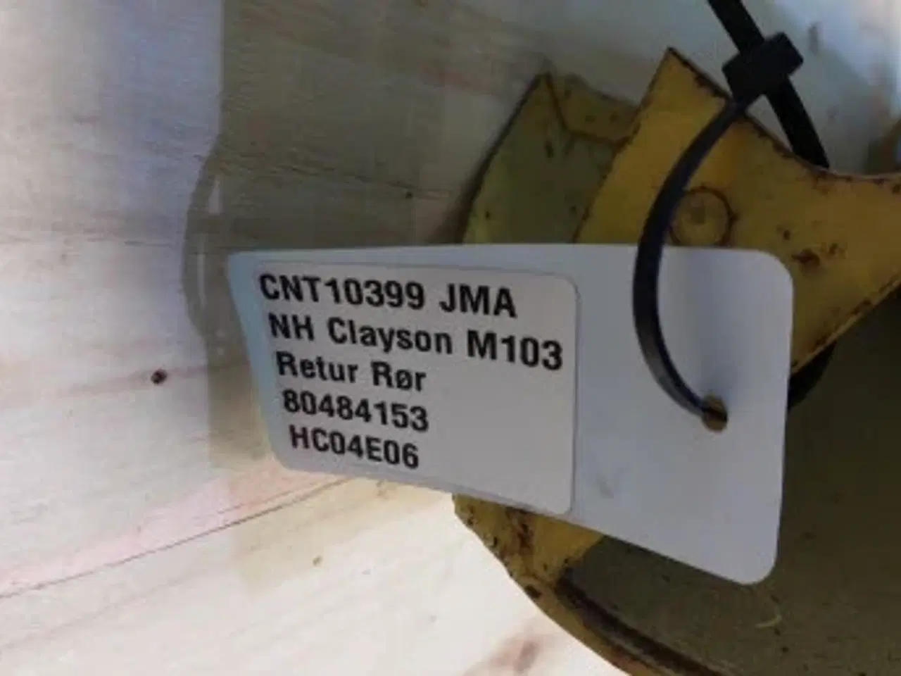 Billede 11 - New Holland Clayson M103 Retur Rør 80484153