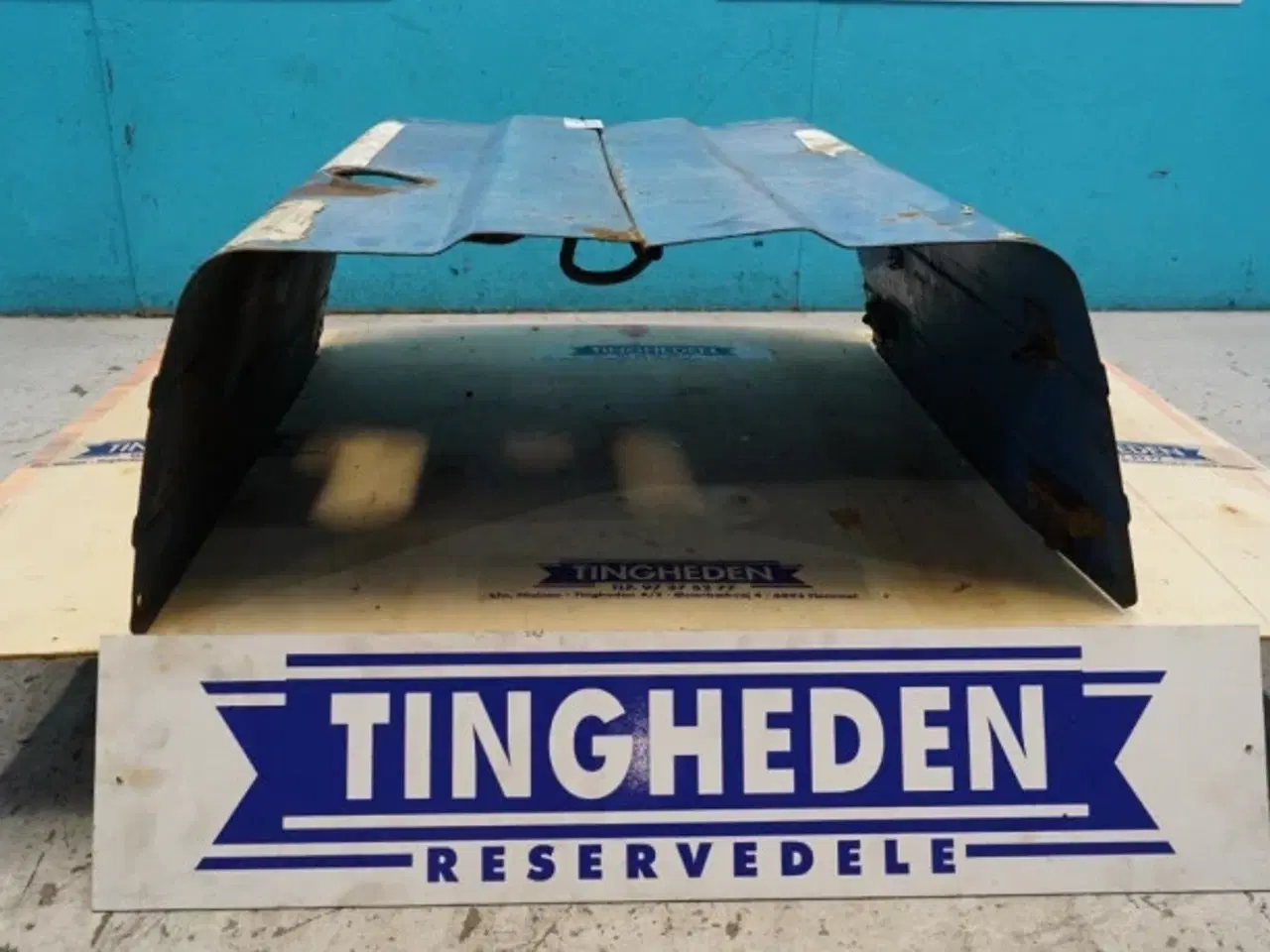 Billede 8 - Ford 4000 Motorhjelm