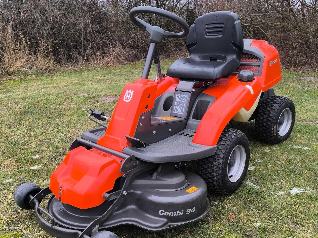 Billede 1 - Husqvarna r213c