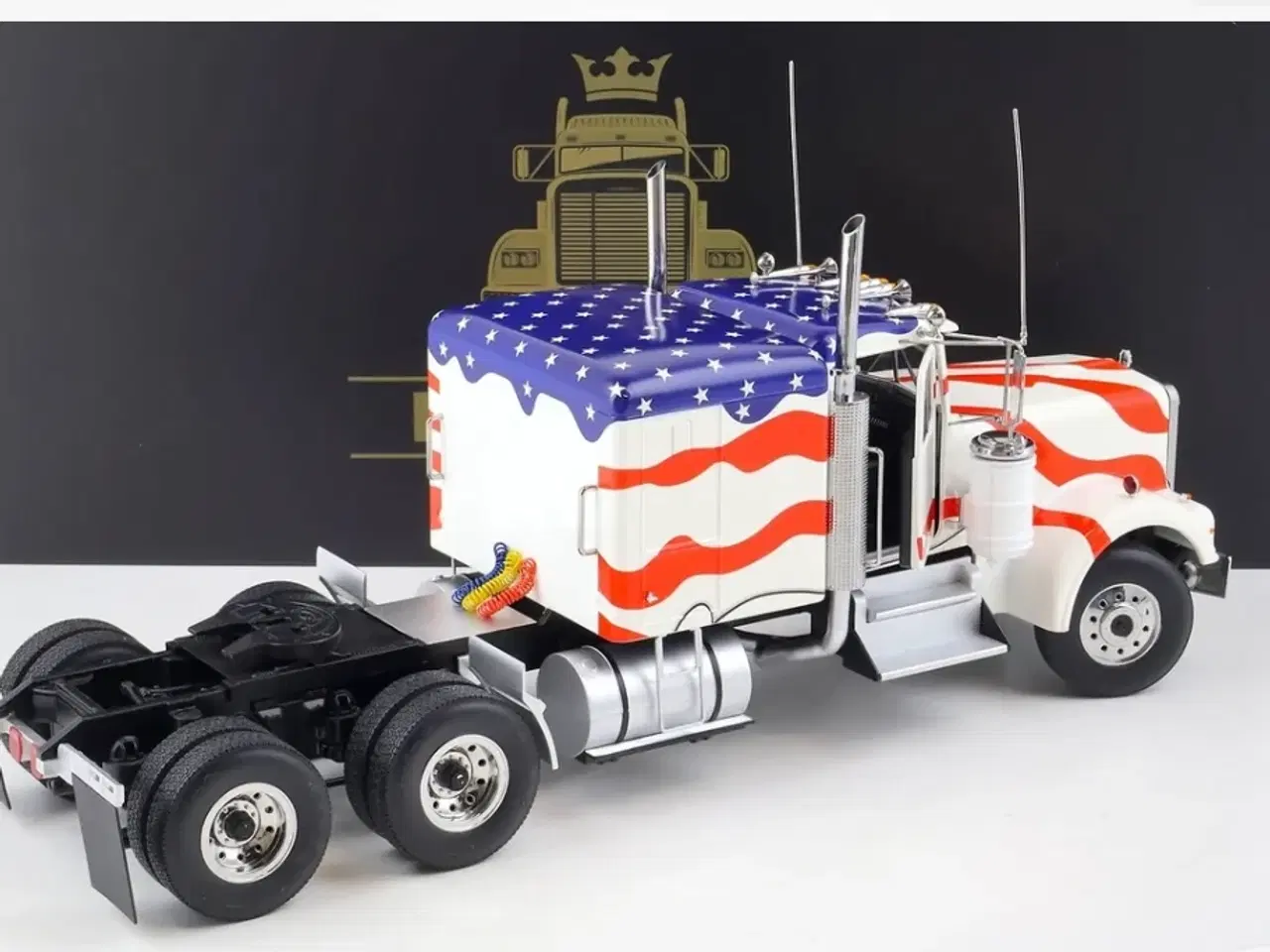 Billede 4 - 1:18 Kenworth W900 SZM Stars and Strips