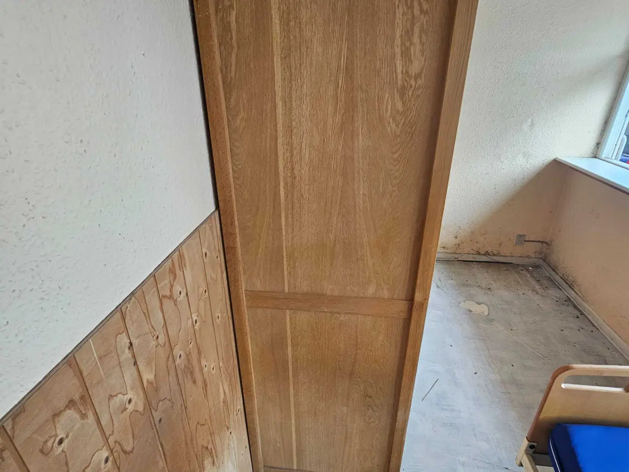 Billede 8 - Garderobe i massivt egetræ, naturlig