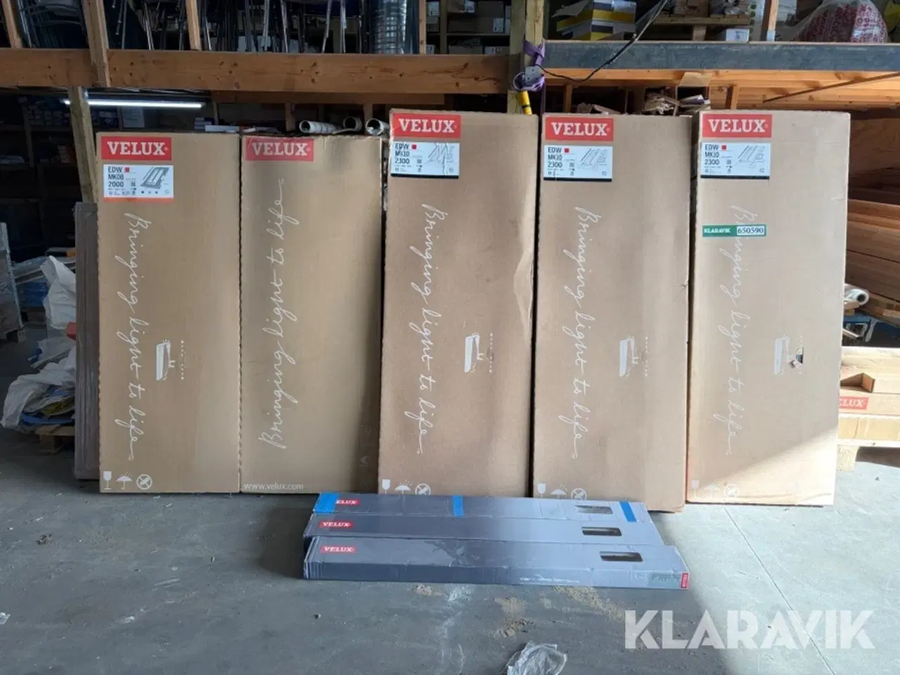 Billede 2 - Blandet inddækninger Velux 5 styk + 3 styk gardiner