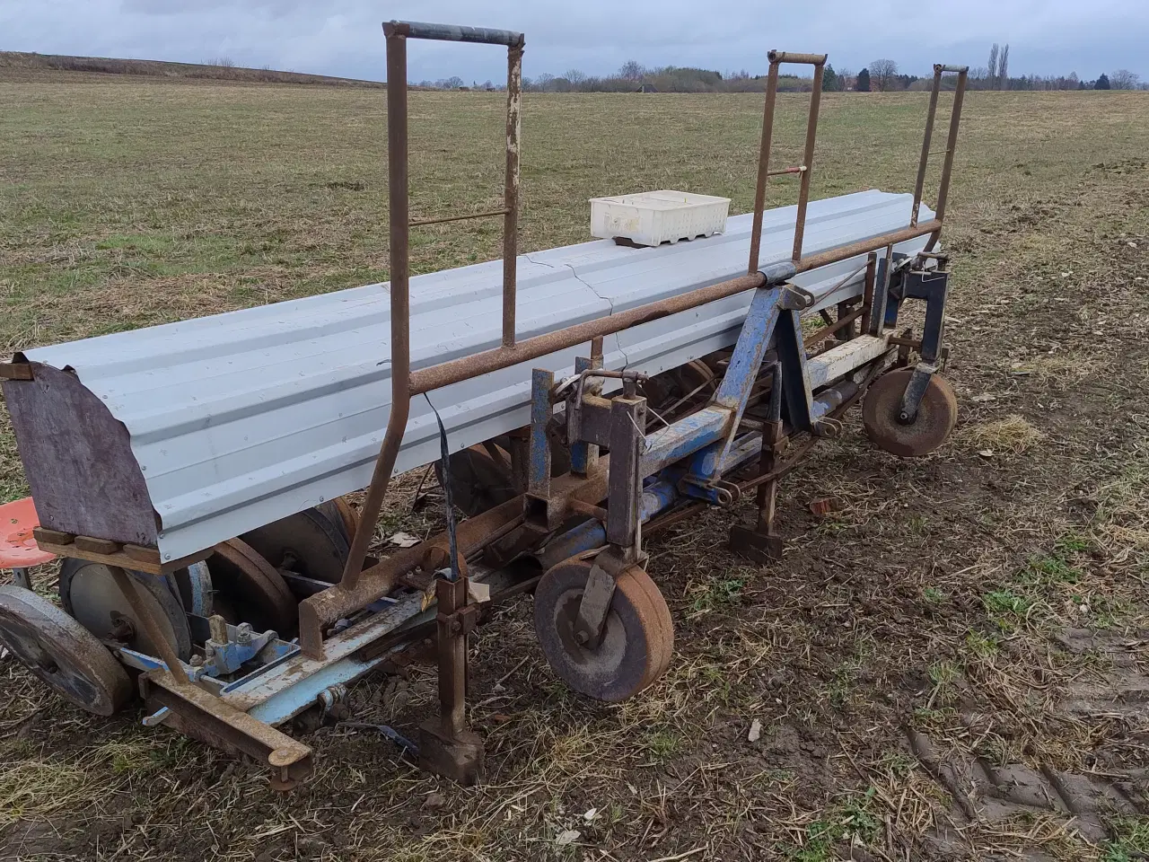 Billede 5 - Accord plantemaskine til 6 rækker