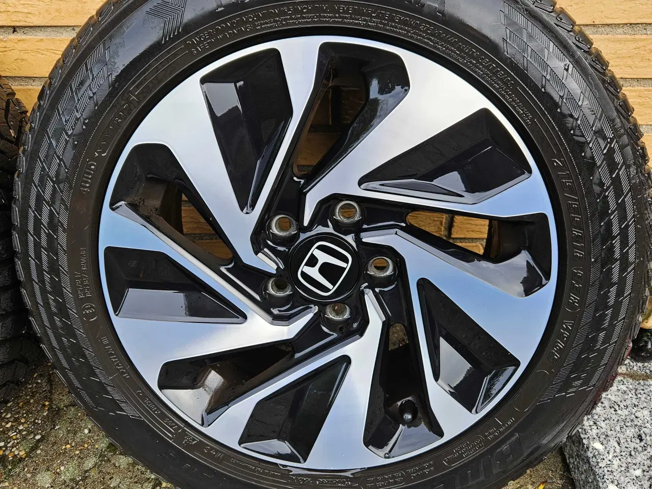Billede 1 - 16" alufælge med vinterdæk 