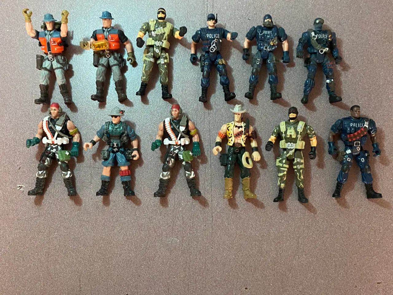 Billede 3 - Gamle action figurer fra ca 2000. 