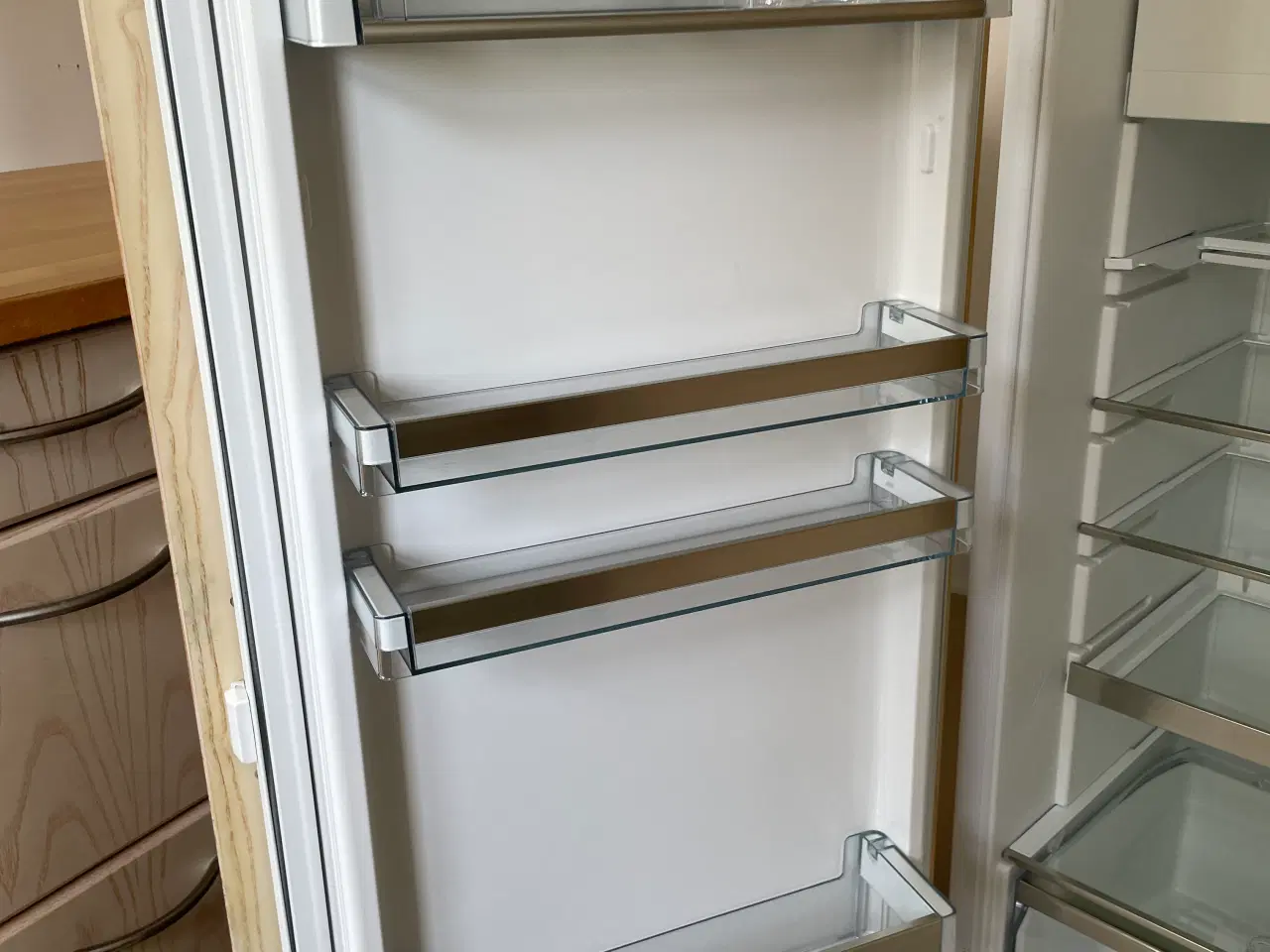 Billede 4 - Køleskab integrerbar med frostboks