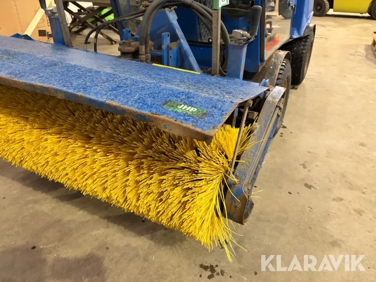 Billede 10 - Fejemaskine Vitra City 2045 med kost