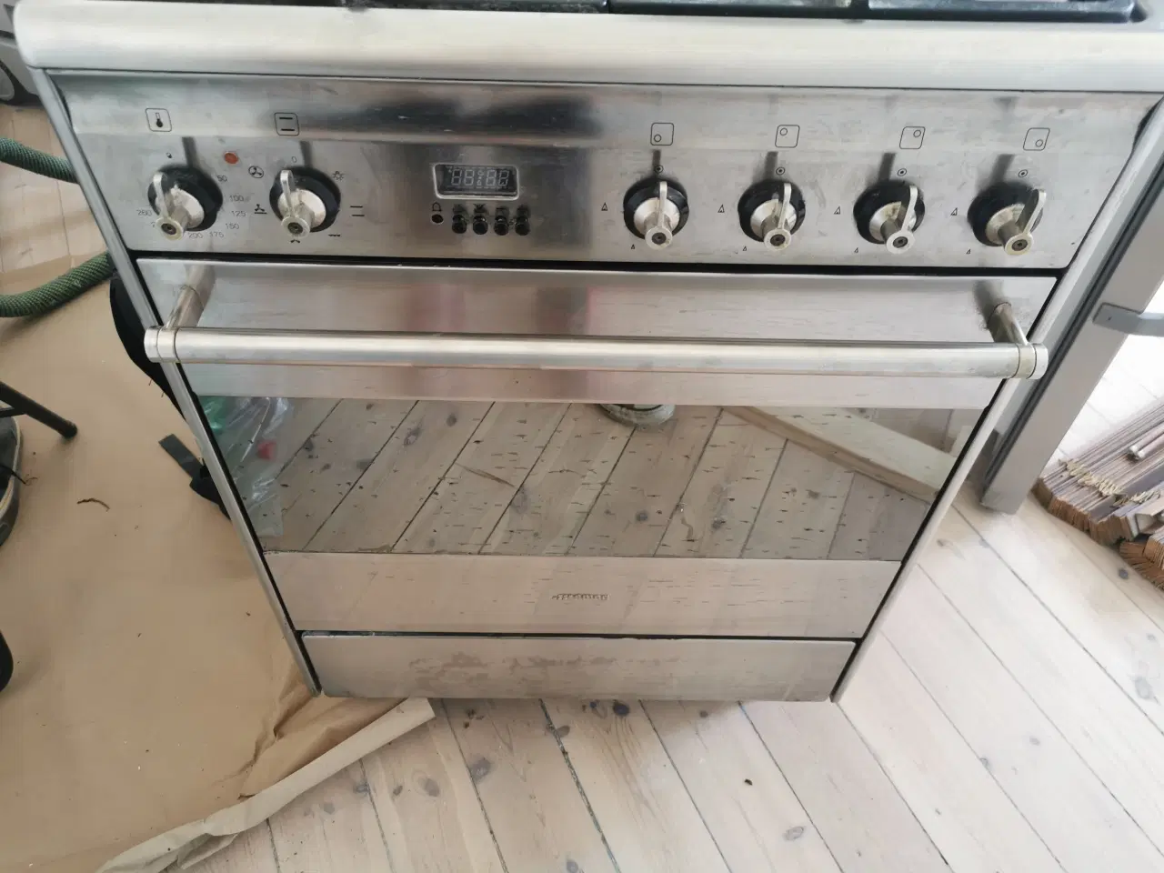 Billede 1 - Smeg gaskomfur i stål