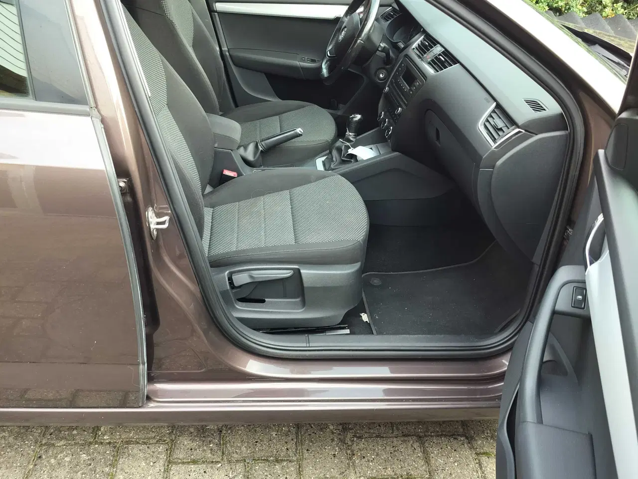 Billede 7 - En ejer. Motor kun kørt 39000km