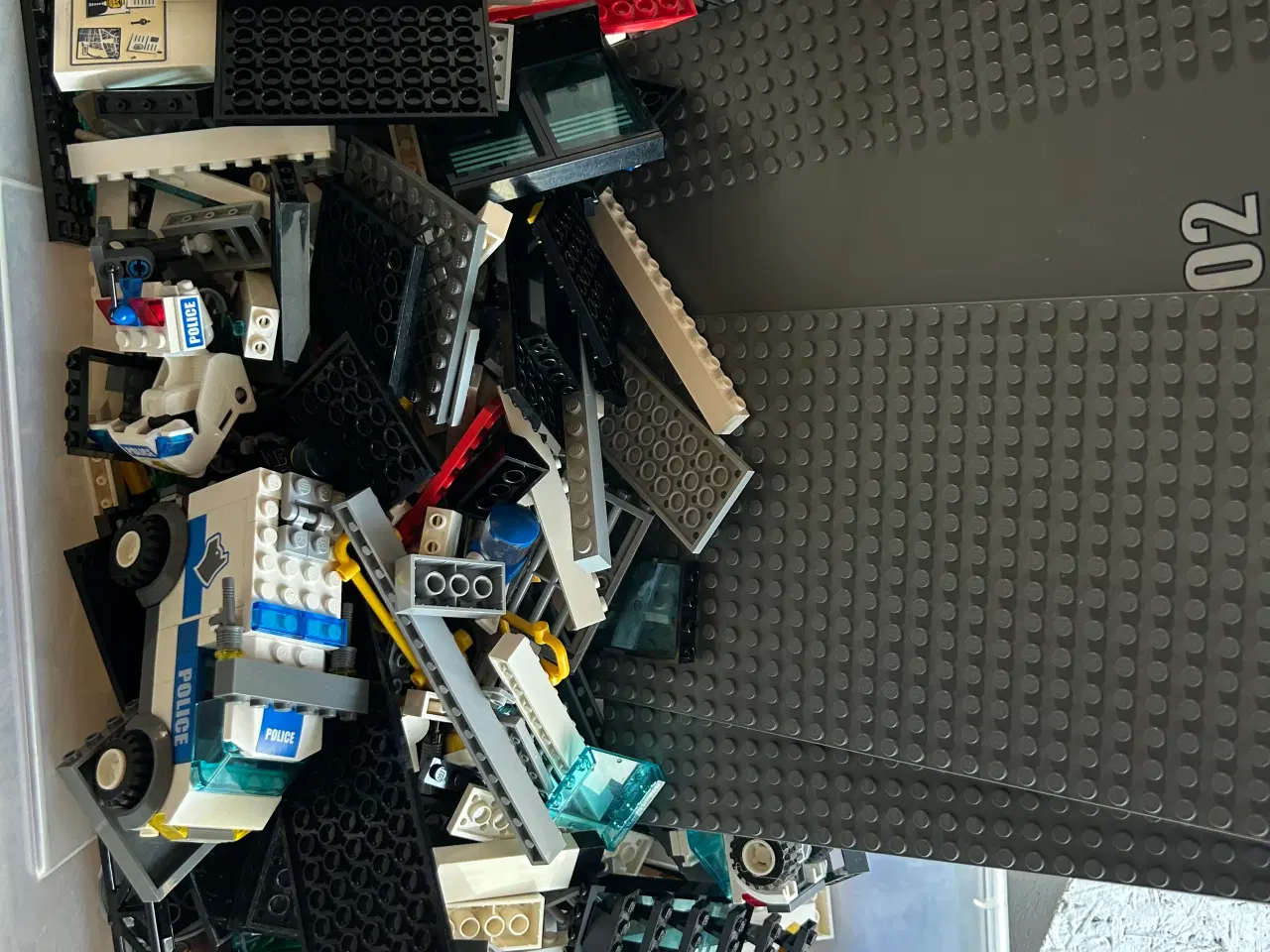 Billede 2 - Lego city politistation 