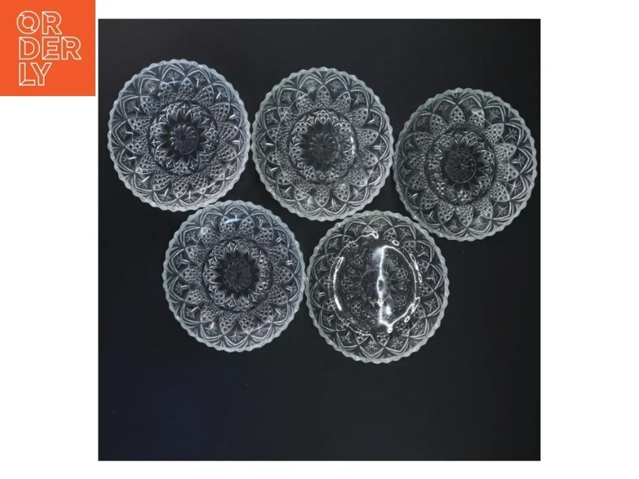 Billede 1 - Krystalfade, sæt af 5 (str. Ø 14 cm)
