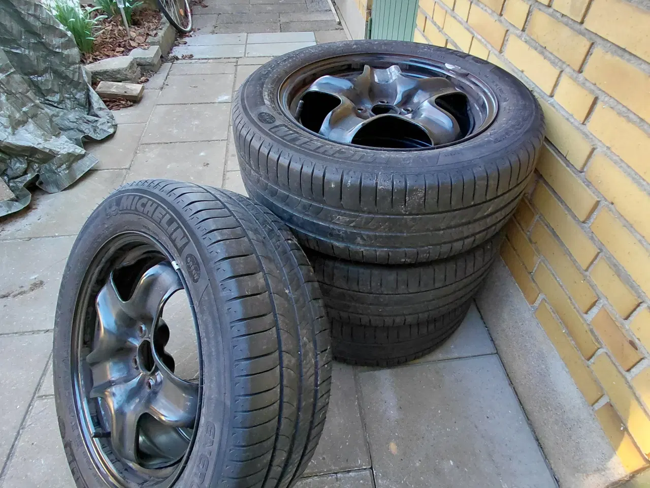 Billede 2 - Sommerdæk med fælge