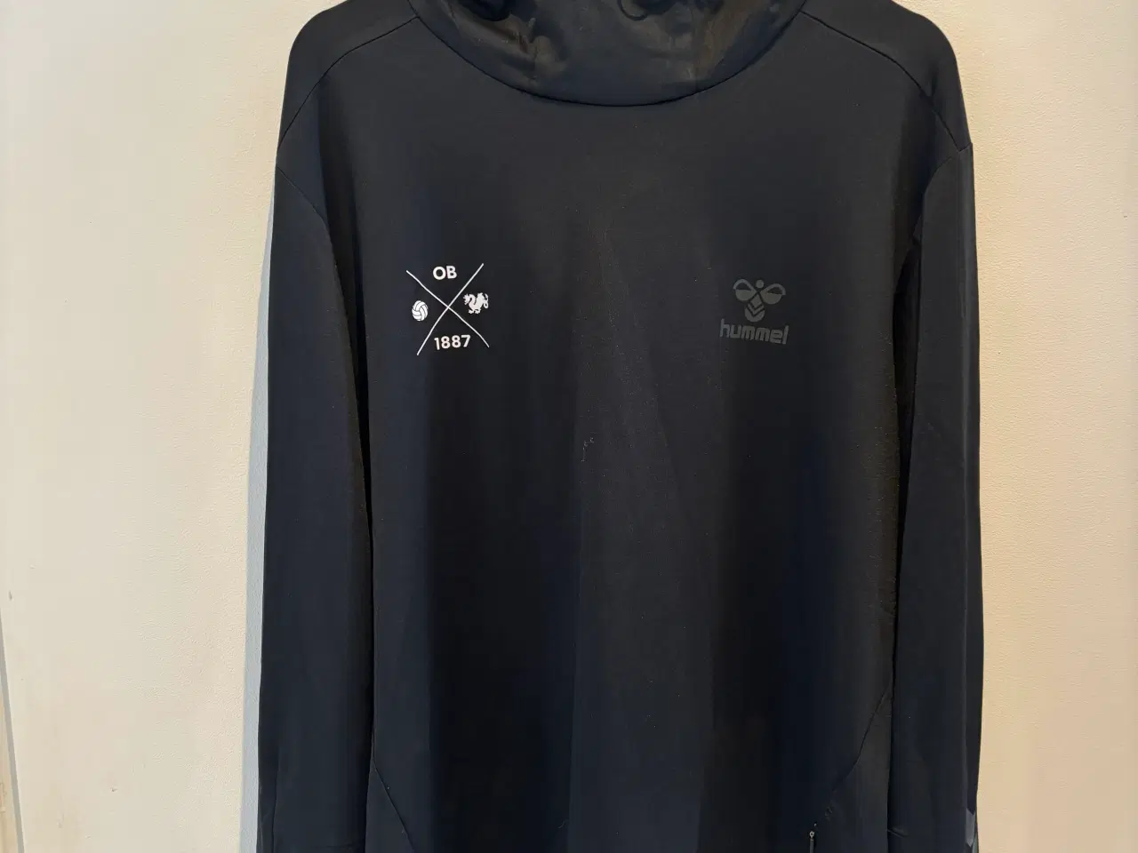 Billede 1 - OB Hætte trøje hummel
