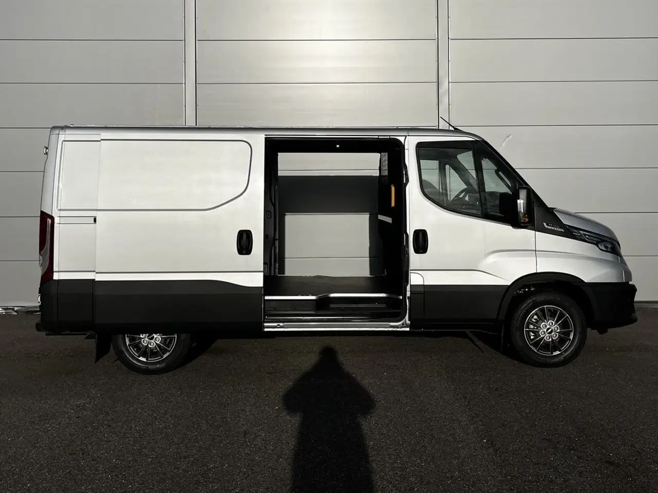 Billede 9 - Iveco Daily 3,0 35S21 9m³ Van AG8