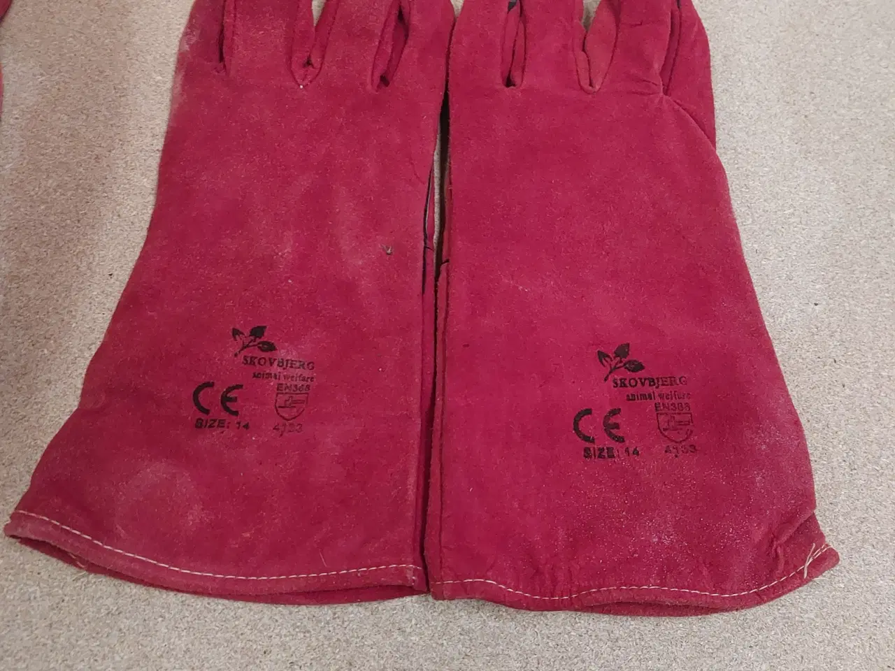 Billede 4 - Svejsehandsker sælges Køb 2 par får 100 kr.