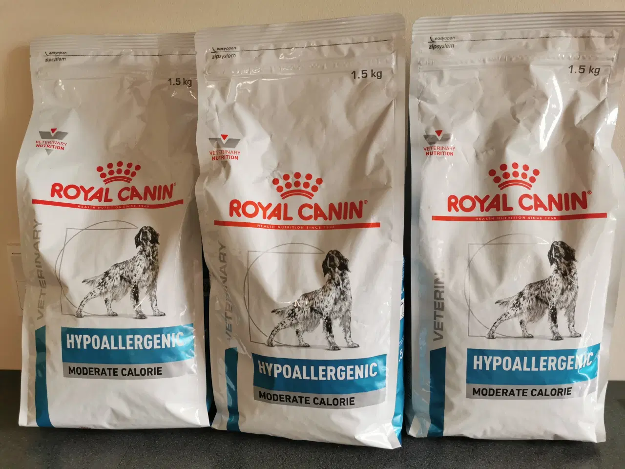Billede 1 - 3 x 1,5 kg Royal Canin Hypoallergenic Moderate Cal