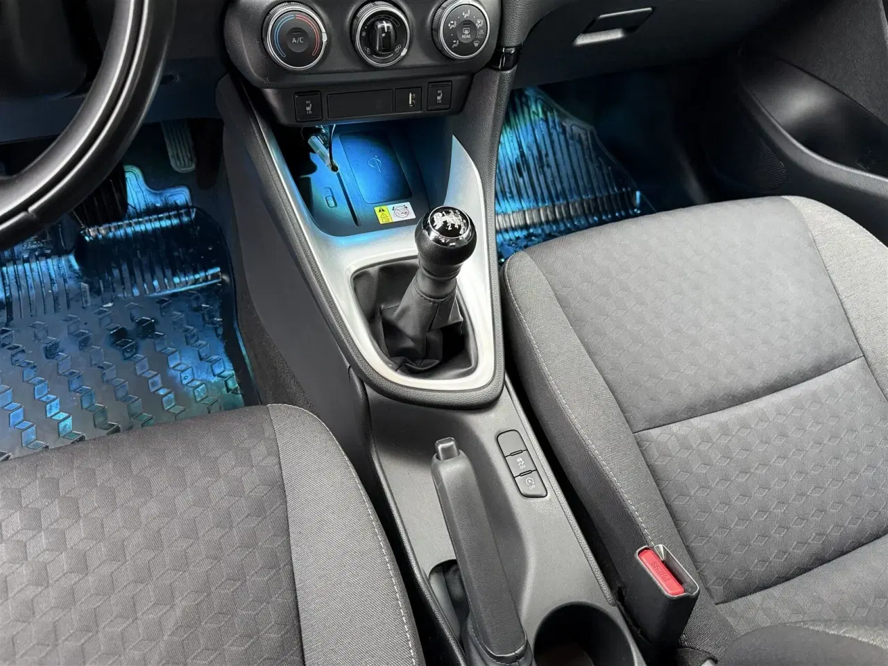 Billede 7 - Toyota Yaris 1,5 VVT-I T3 Smart 125HK 5d 6g