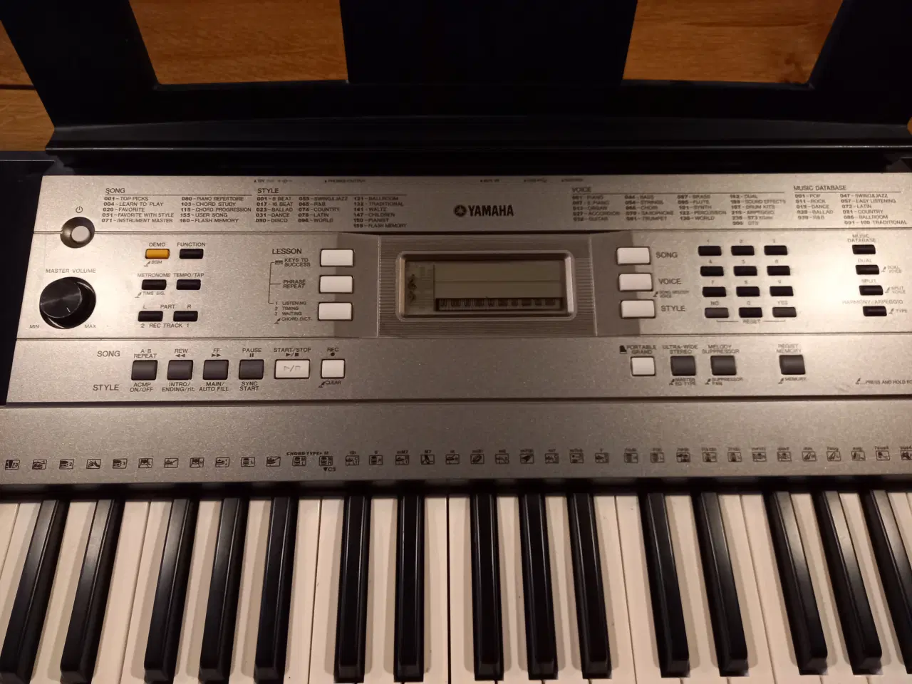 Billede 2 - Keyboard Yamaha E353