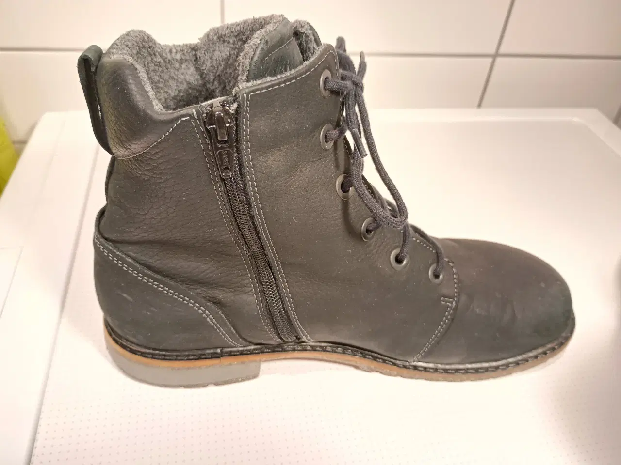 Billede 5 - Komfortable New Feet støvler, sorte, str. 41