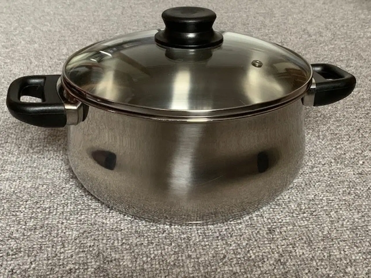 Billede 1 - Gryde i rustfrit stål med glaslåg - stor 