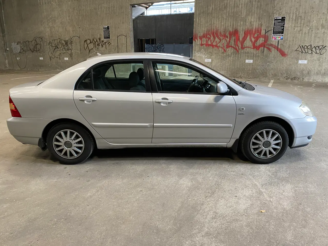 Billede 4 - Toyota Corolla E12 1.6 vvt-i Sedan 