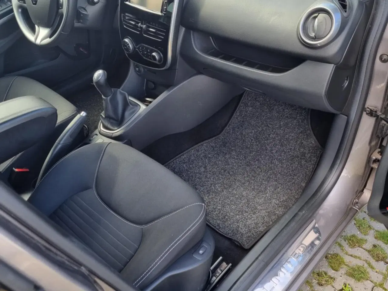 Billede 5 - Renault Clio 0,9 TCe 90 Limited Sport Tourer 5d