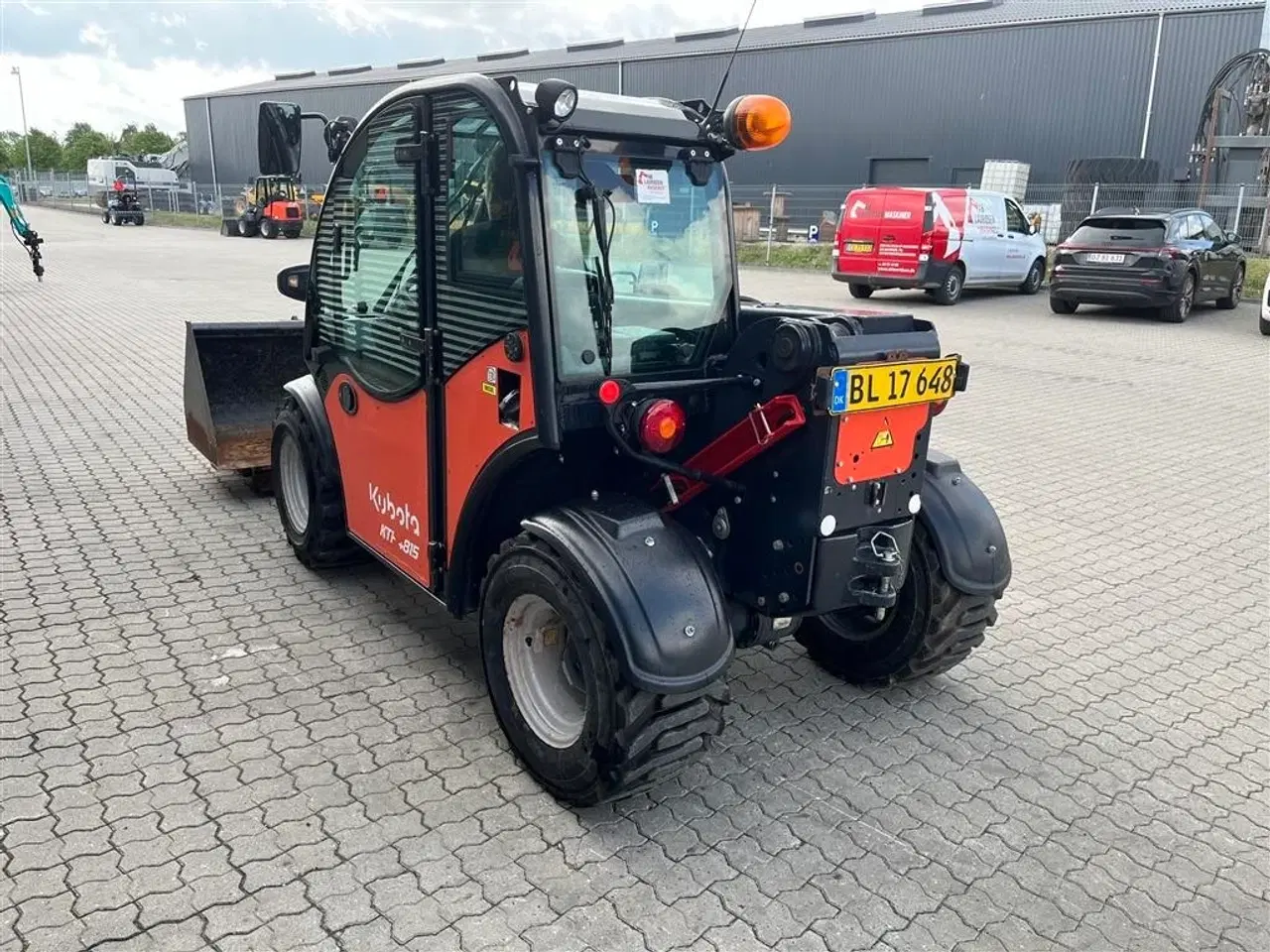 Billede 15 - Kubota KTH 4815 - 2 med skovl og gafler