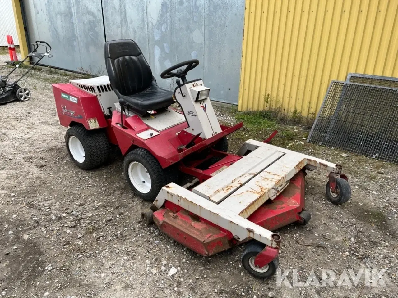 Billede 2 - Græsslåmaskine Ventrac 3000