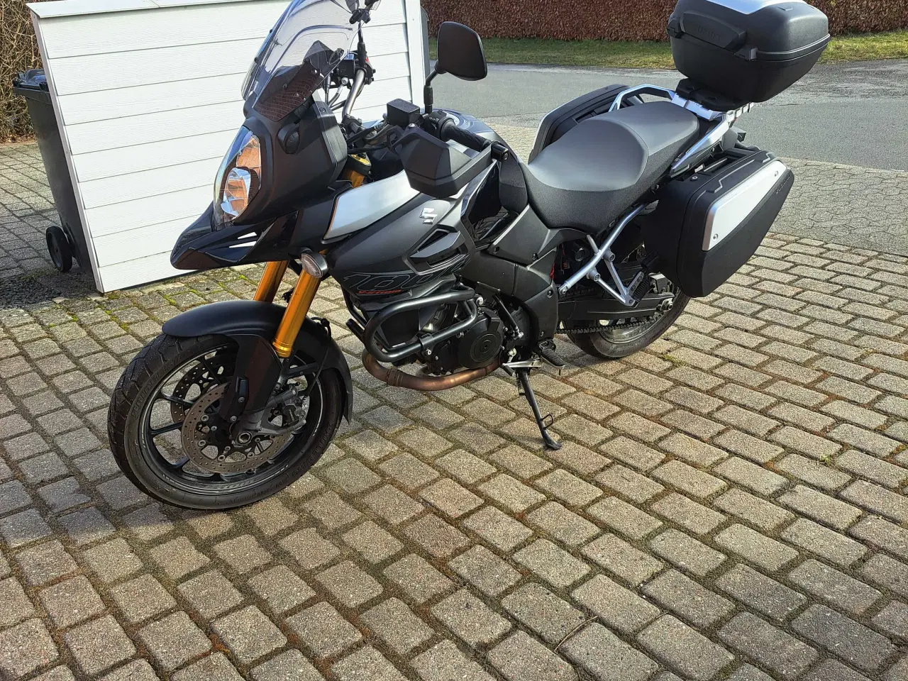 Billede 2 - DL 1000 V-storm