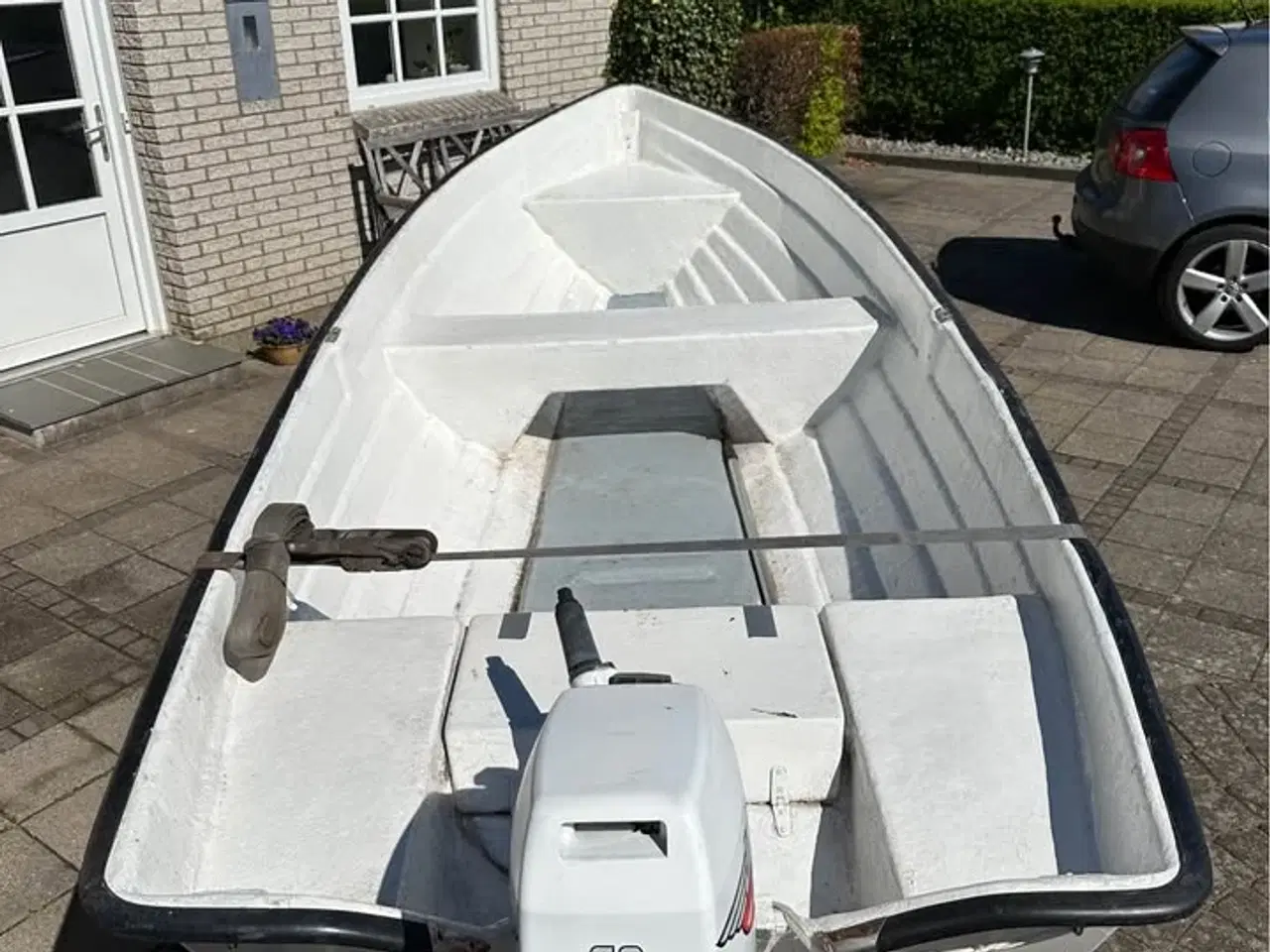 Billede 4 - Jolle med motor og trailer