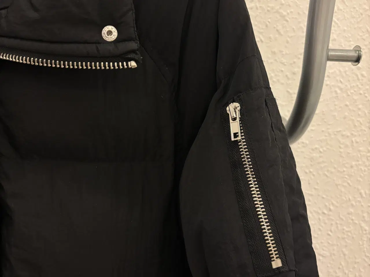 Billede 4 - Boohoo Tall vatteret dunjakke – str. 36