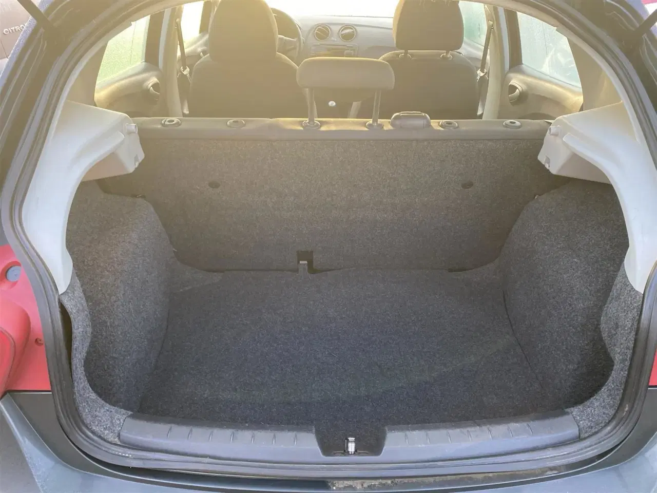 Billede 5 - Seat Ibiza 1,4 16V Reference 85HK 5d