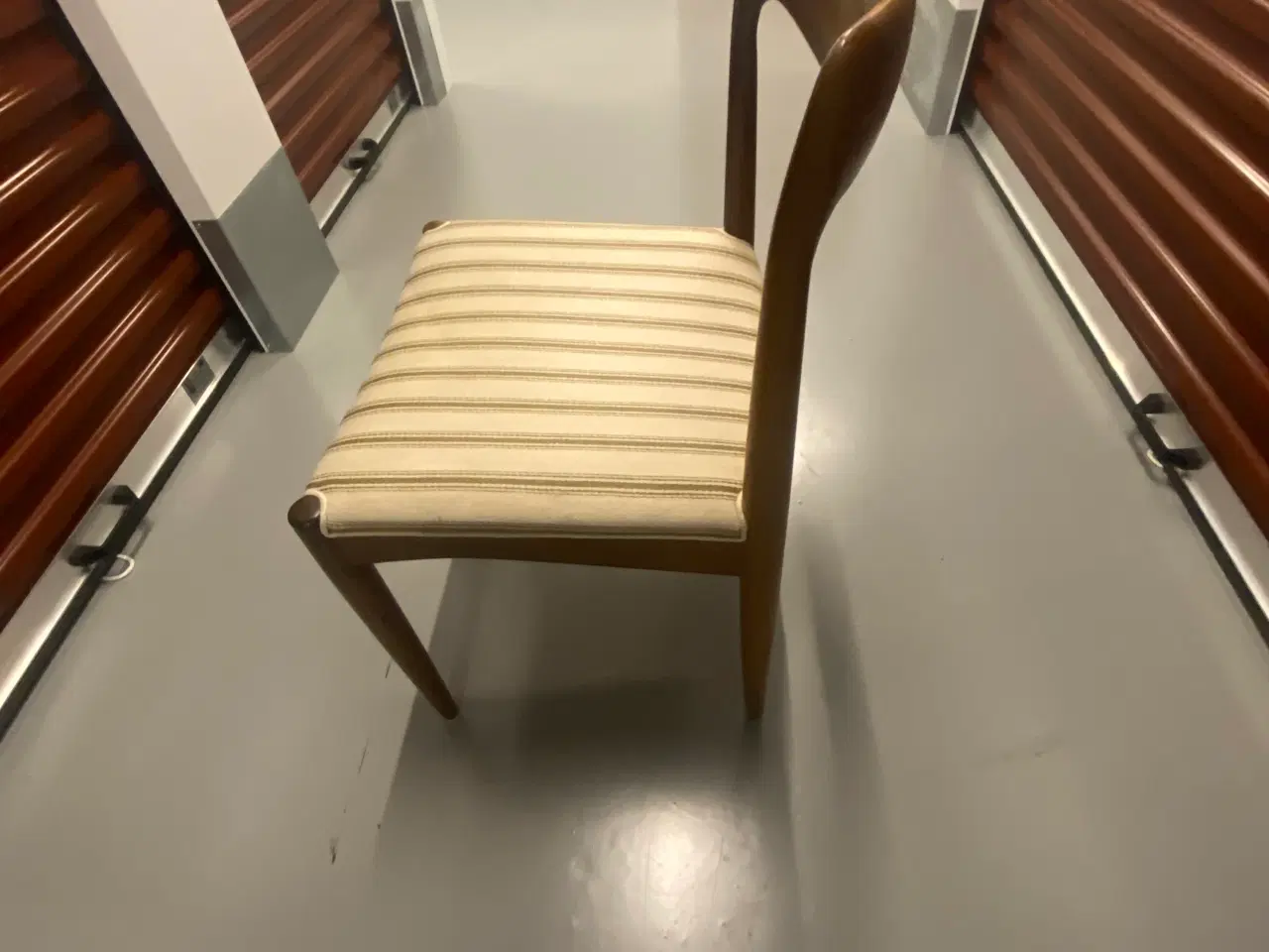 Billede 3 - 6 spisebordstole sælges 