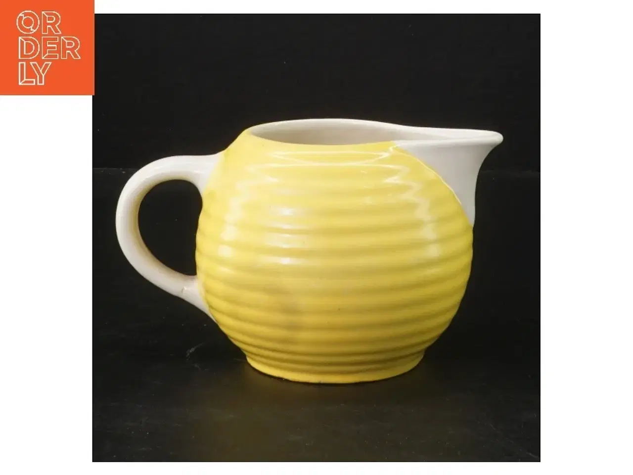 Billede 2 - Gul keramik kande fra czechoslovakia (str. 9,5 cm)