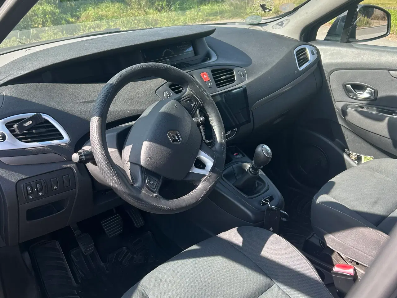 Billede 5 - Nysynet Renault Scenic 1.9 diesel 