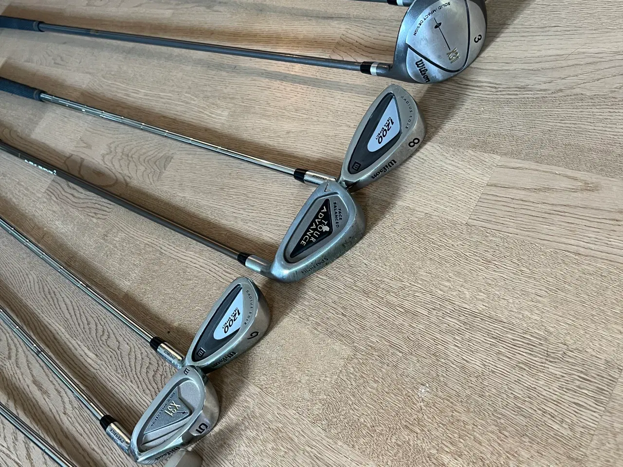 Billede 3 - Wilson golf køller, bag og vogn